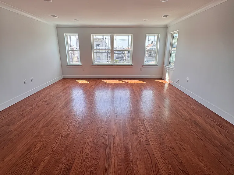 123 E Jersey St #2 — Photo 6