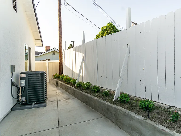 8197 Andora Dr — Photo 13