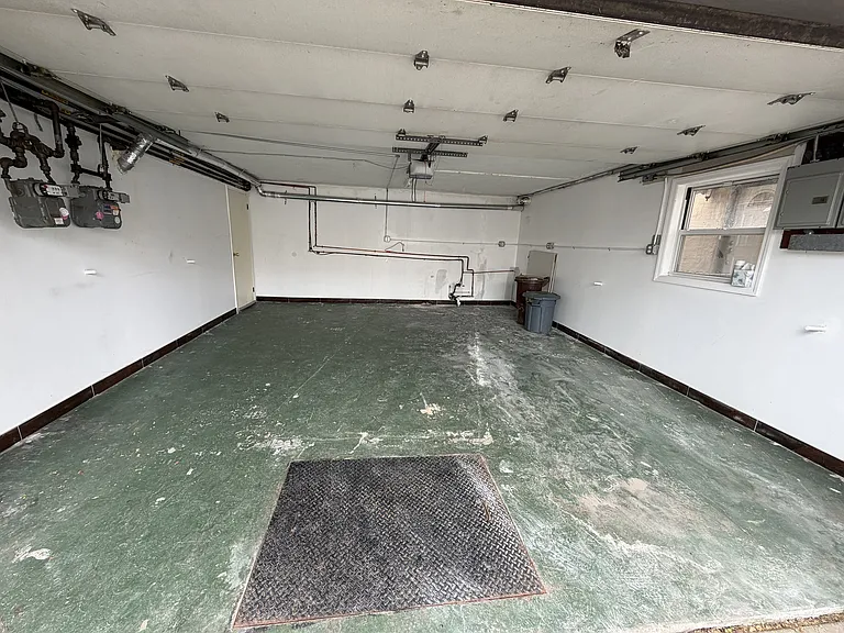 1318 Mace Ave #1 — Photo 14