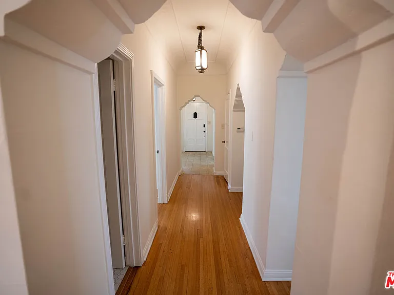 1210 S La Jolla Ave — Photo 9