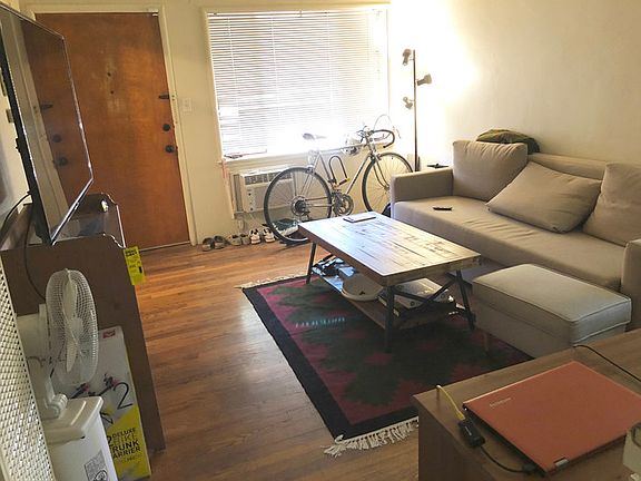 3rd image of 118 C St APT 15