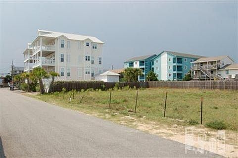 1st image of 1401 N Carolina Beach Avenue N