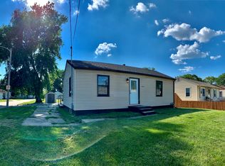 2204 Tichenor St, Des Moines, IA 50317