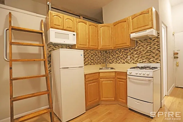 Rented by Spire Group | media 9