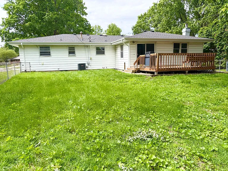 801 Sheridan Rd — Photo 18