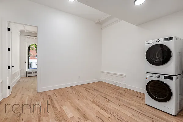 Rented by Rennit Inc. | media 3