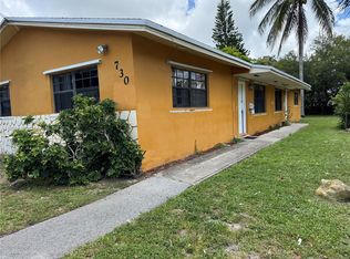 730 SW 7th St #2, Hallandale, FL 33009