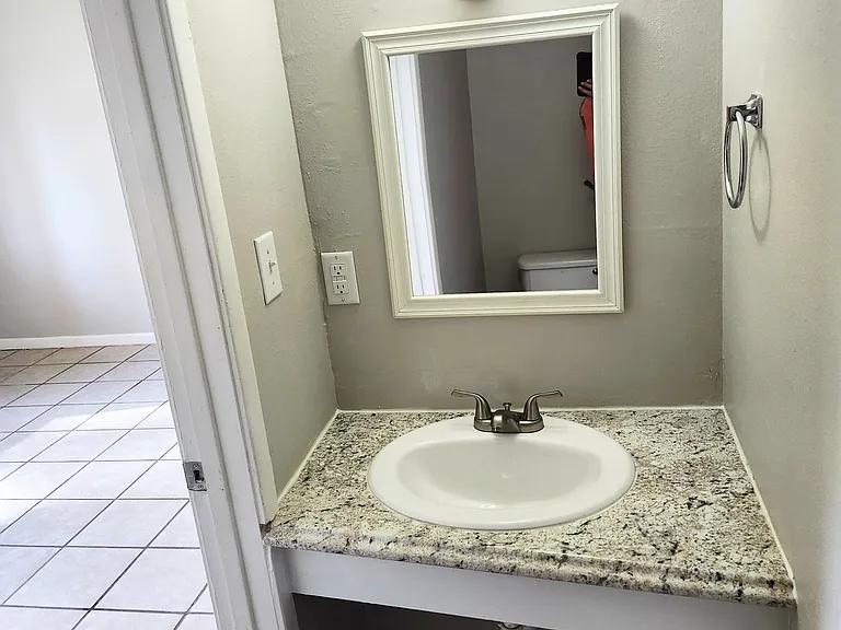 2519 Beech St #A — Photo 13