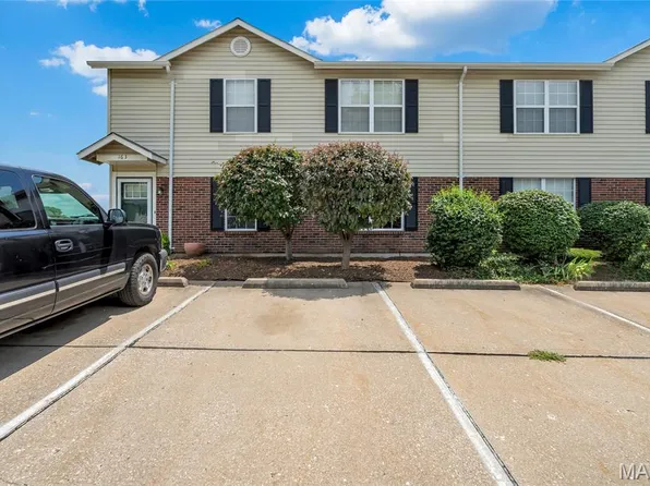 161 Harvest Moon Ct #A, Saint Charles, MO 63304