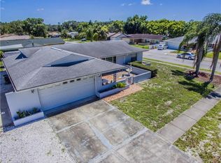 6134 Moog Rd, Holiday, FL 34690