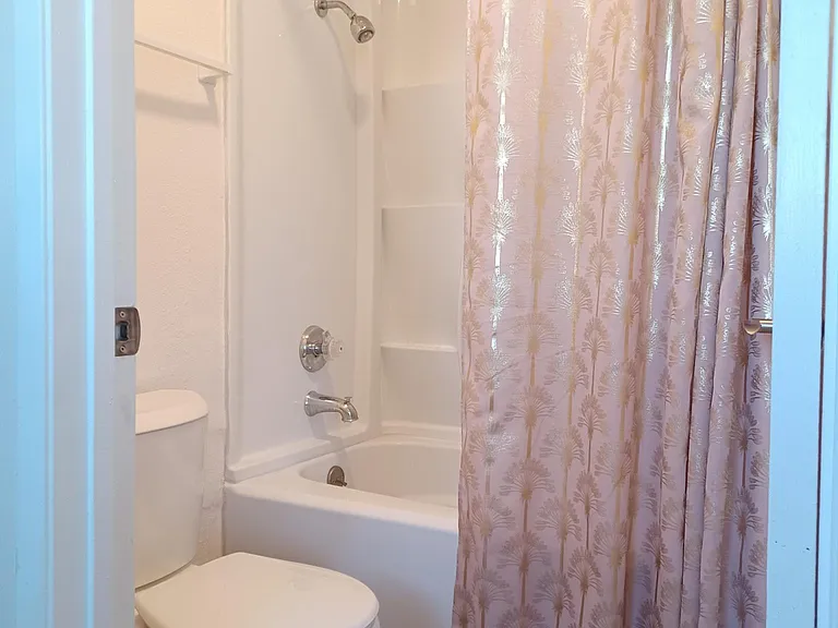 11929 Albion Way — Photo 10