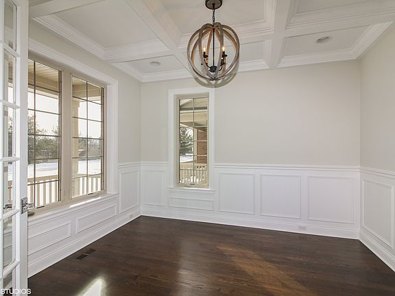 2nd image of 2353 Kingsley Ct