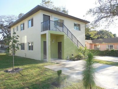 220 NW 98th St, Miami, FL, 33150