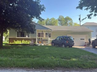 608 Broadway St, Fostoria, OH 44830