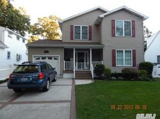 2096 Van Nostrand Ave, Merrick, NY 11566