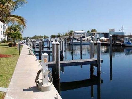 1st image of 101 Gulfview Dr APT 115