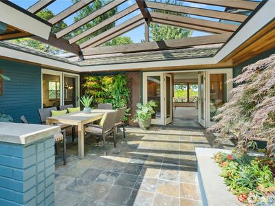 4242 NE 89th Street, Seattle, WA, 98115