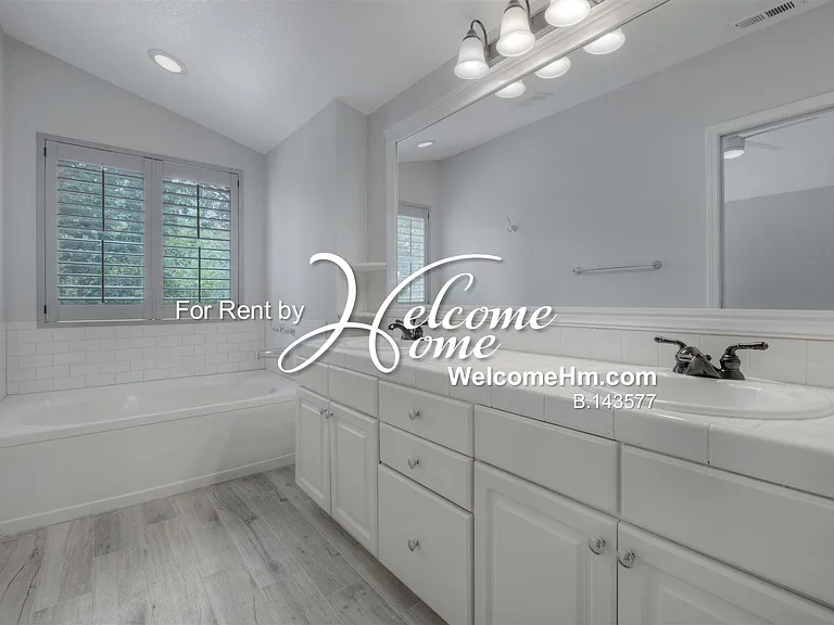 4698 Hampton Ln — Photo 17