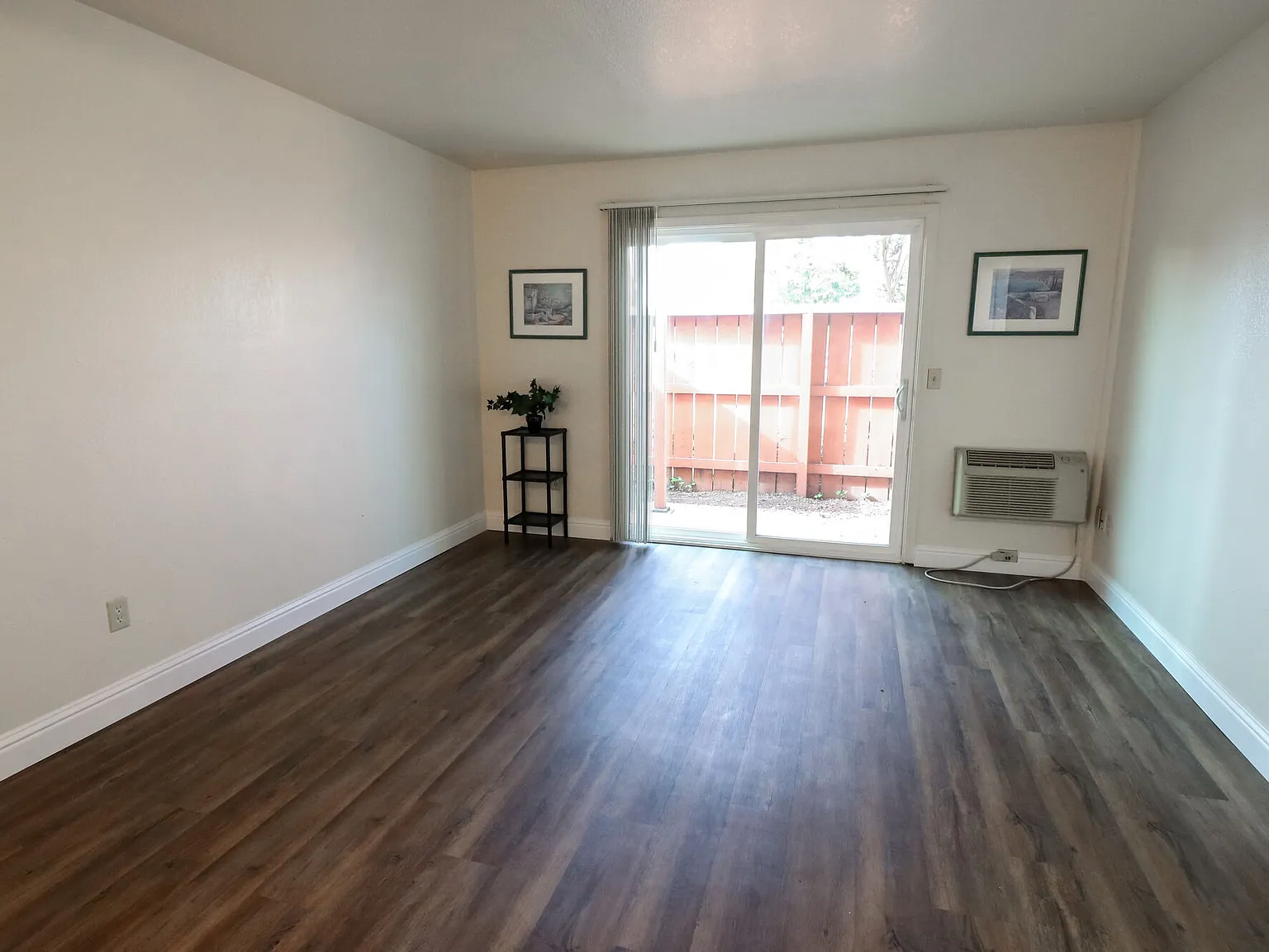 Peppertree Apartments — Photo 4