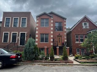 2043 W Homer St, Chicago, IL 60647