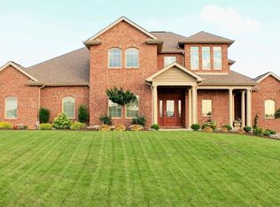 7499 Sierra Dr, North Huntingdon, PA 15642