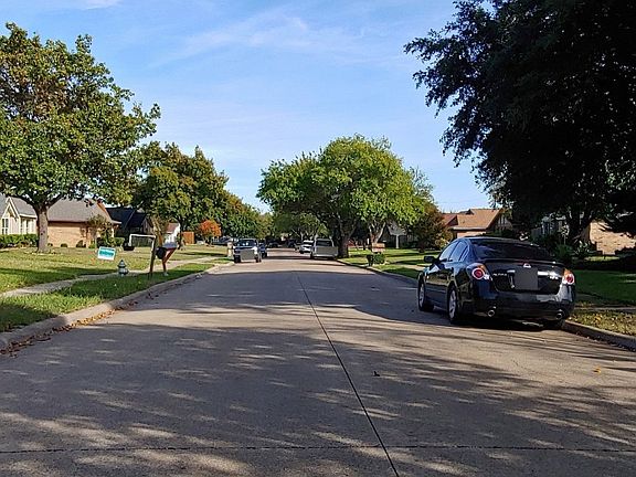 4th image of 1525 Culberson Dr