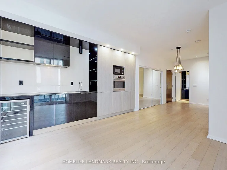 70 Temperance St #903 — Photo 6