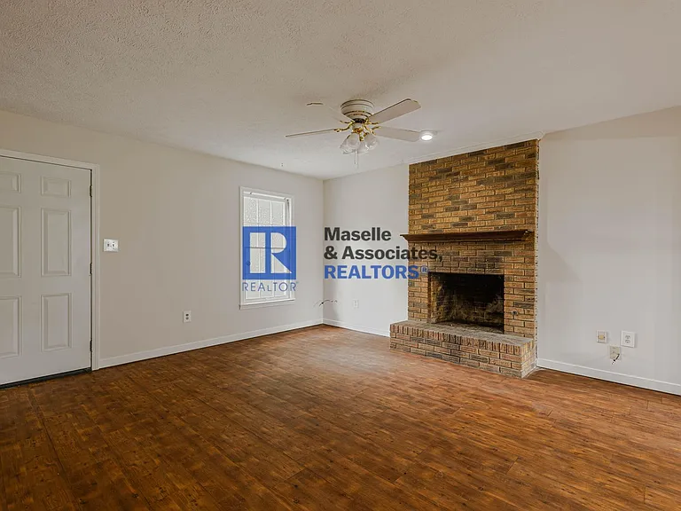 35 Northtown Rd — Photo 7