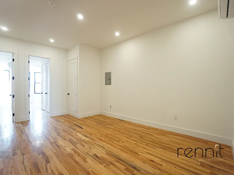 38 Cornelia St #3 — Photo 1
