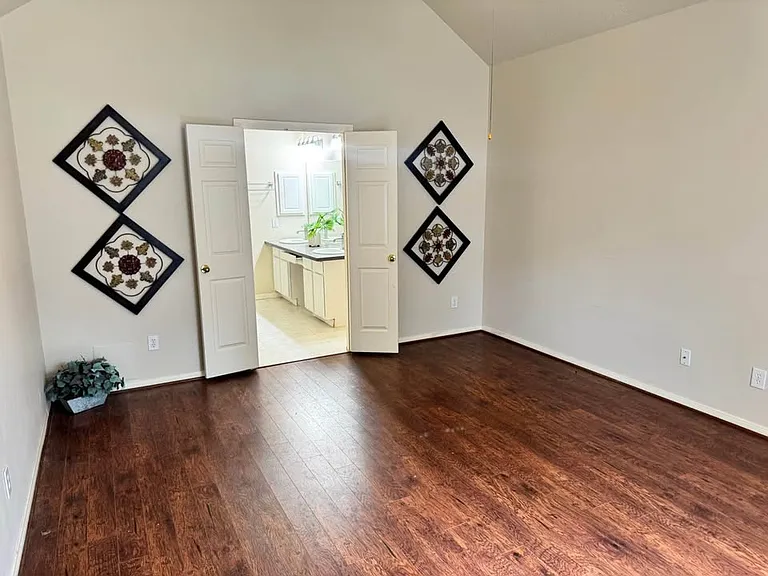 3706 Heritage Colony Dr — Photo 6