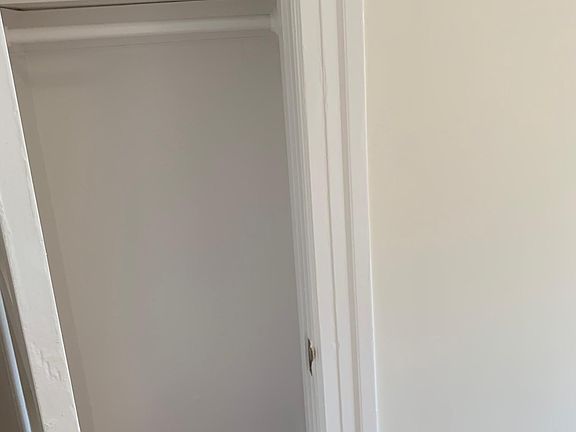 2nd image of 2201 California St #31