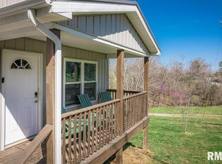 490 Beech Hollow Rd, Harrisburg, IL 62946