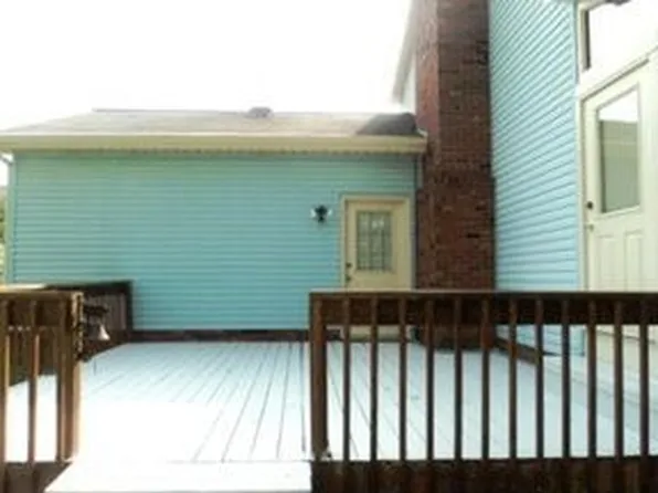 108 Sun Valley Est, Scott Depot, WV 25560