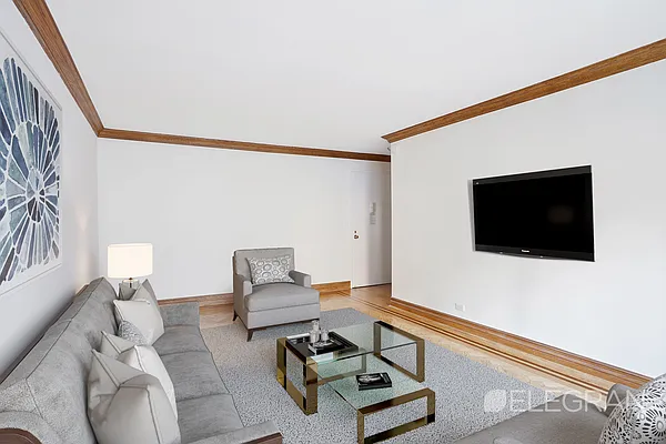 Rented by (Legacy) Elegran | media 8