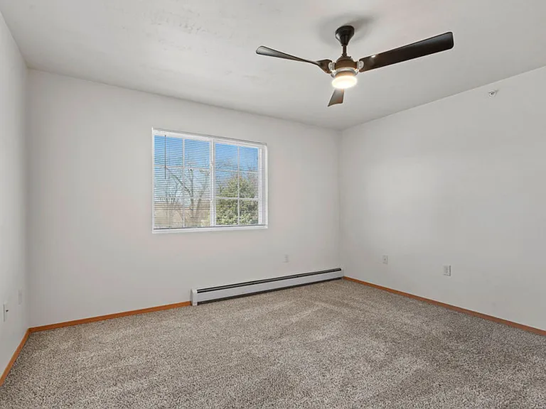 228 Baker Blvd — Photo 15