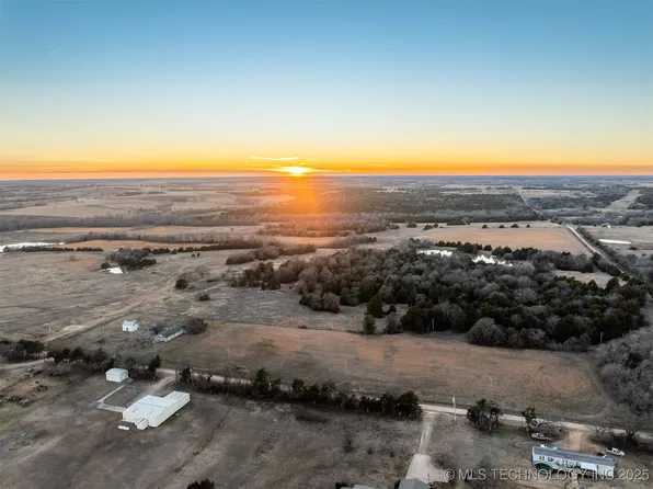 21 N 49th Rd, Cushing, OK 74023