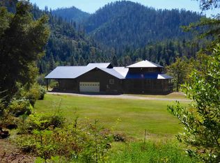 61500 Gordons Ferry Rd, Happy Camp, CA 96039