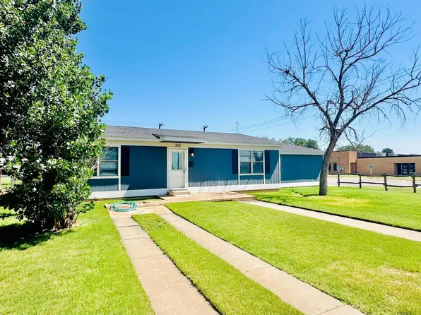 302 W 5th St, Post, TX 79356