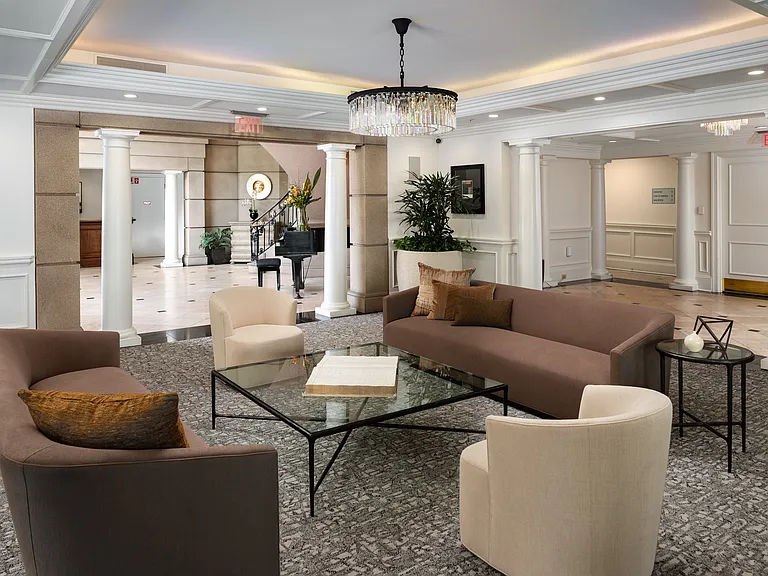 Wesley Townsend Apartments at Buckhead — Photo 34