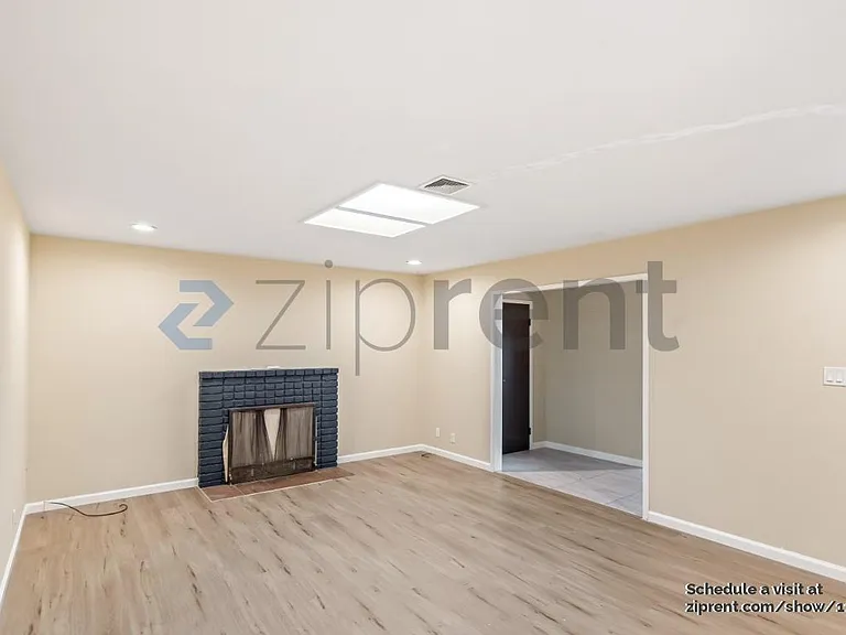 685 Carmar St — Photo 5