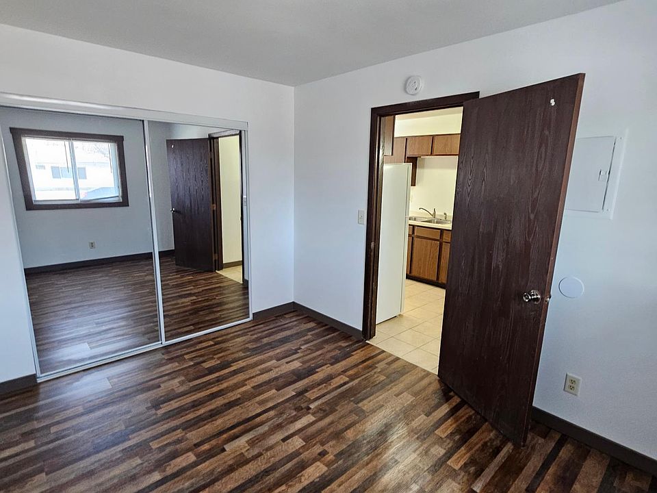 1st image of 1723 La Crescent St APT 97