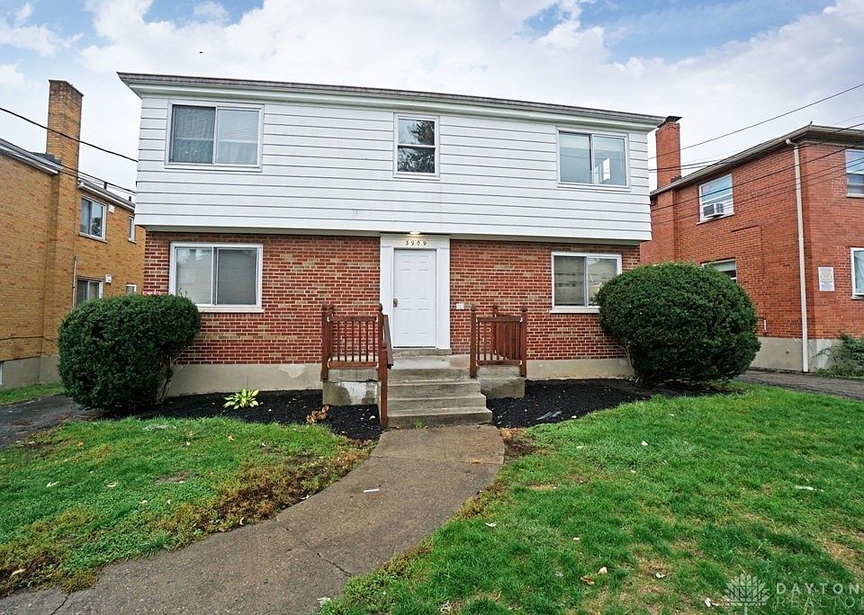 1st image of 3909 E Gatewood Ln