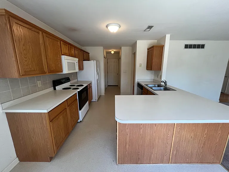 20 Anchor Ln — Photo 5