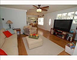3rd image of 1425 Lantry Ct