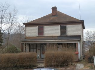 510 Clinton St, Martins Ferry, OH 43935