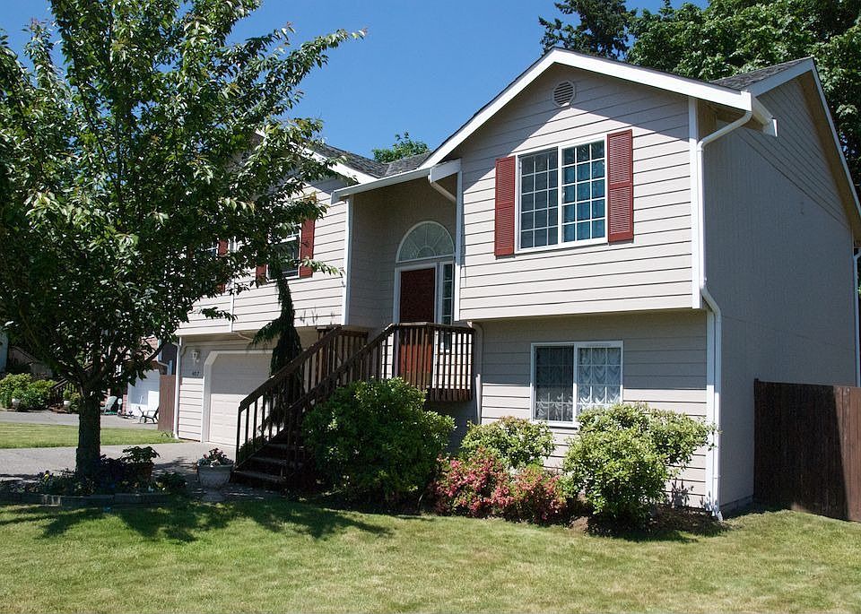 1st image of 4817 106th St NE