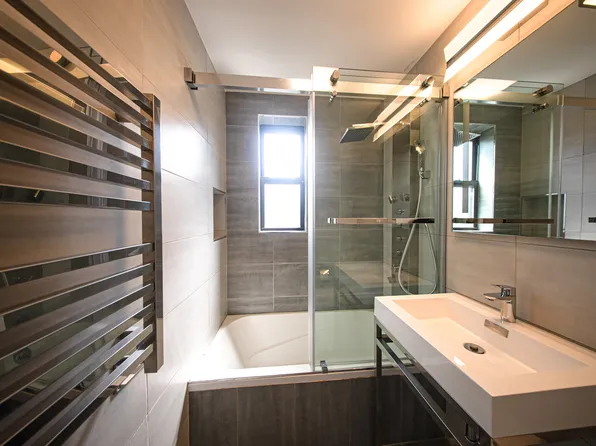 2569 West Second Street image 20 of 43