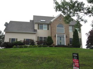 17 Verdi Rd, Monroe Township, NJ 08831