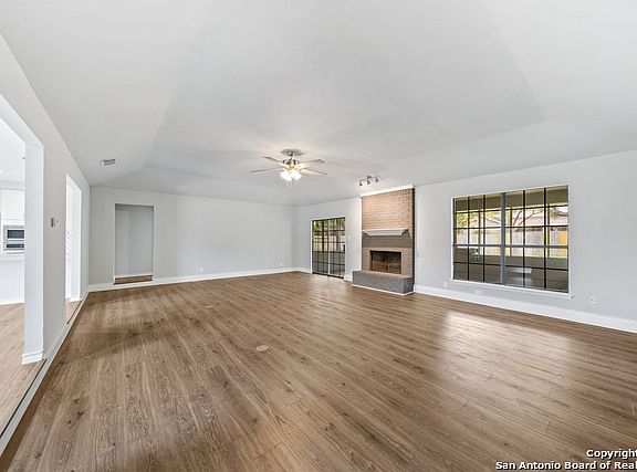 5th image of 1522 Tarton Ln