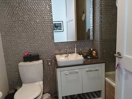 Rented by The KCI Group | media 159
